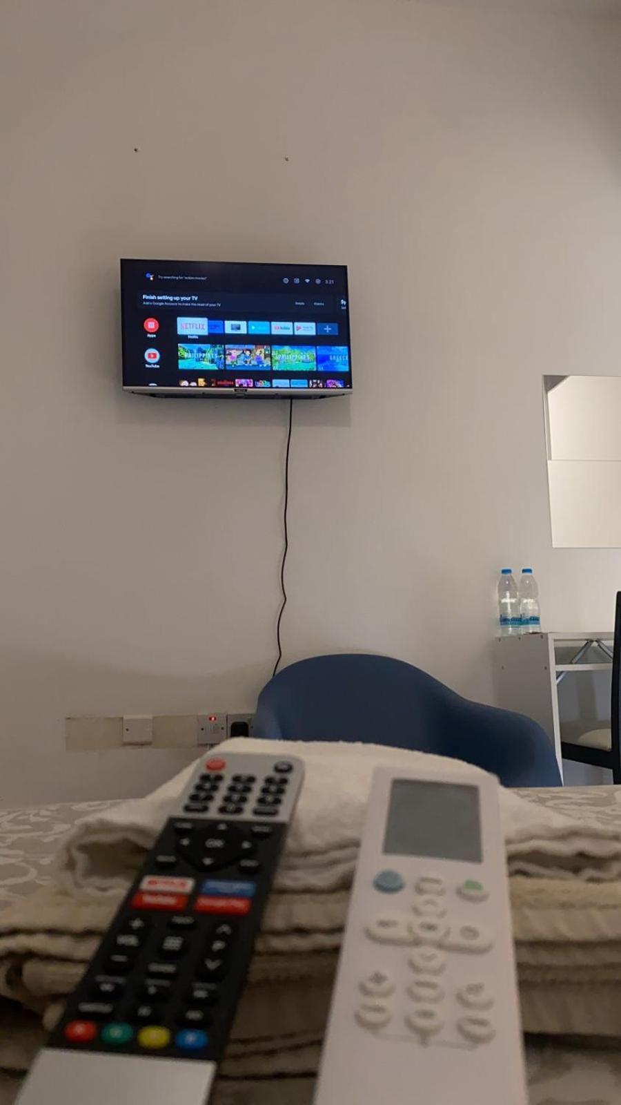 Citycenter Rooms Next To The Beach Larnaca Luaran gambar